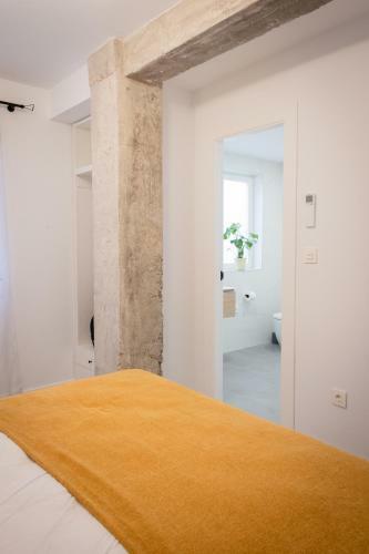 Apartamento Ni�os Luchando