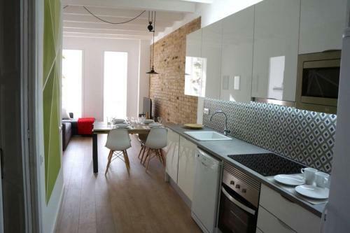 Barcelona Industrial Style Apartment
