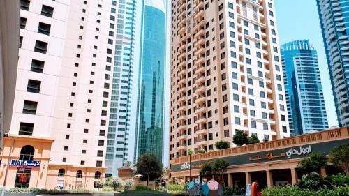 Jcb Dubai Marina Apartment