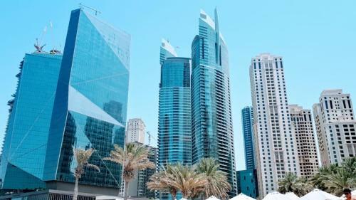 Jcb Dubai Marina Apartment