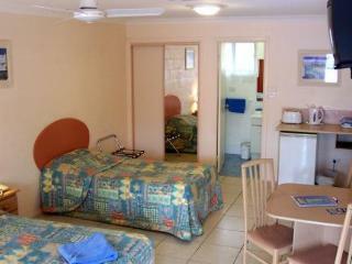 Yamba Twin Pines Motel