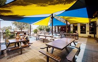 Hotel Wanneroo Villa Tavern