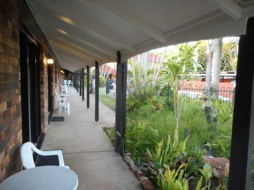 Hotel Hervey Bay Colonial Lodge