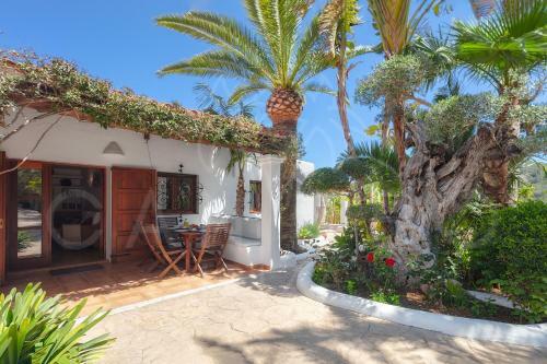 Can Teo - Villa In Ibiza