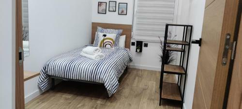 New Apartment Claret