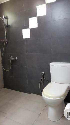Hostal Charakama Guest Bungalow - Gampaha