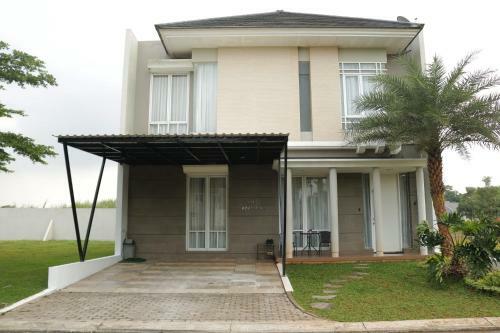 Samboga Private Pool Dan Villa Cibubur