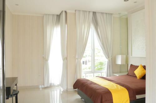 Samboga Private Pool Dan Villa Cibubur