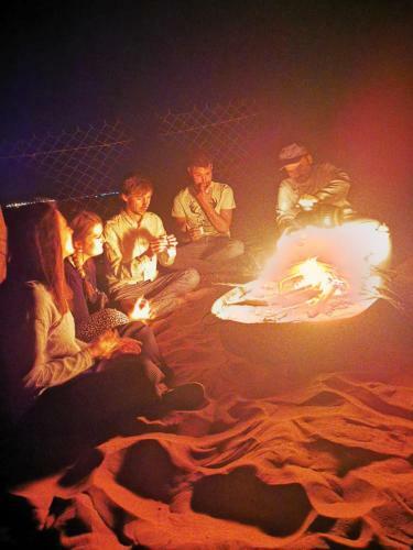 Alshmokh Camp