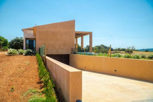 Villa Can Berrub�