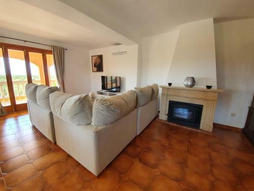 Villa Ca�n Roser