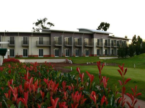 Hotel Springs Resorts Shoalhaven