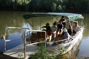 Mary River Wilderness Retreat And Caravan Park