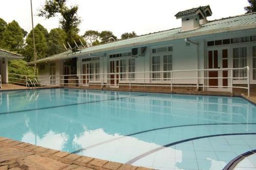 Forest Edge Hotel