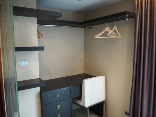 Lodge Custom Design Loft With City Views And Rooftop Pool