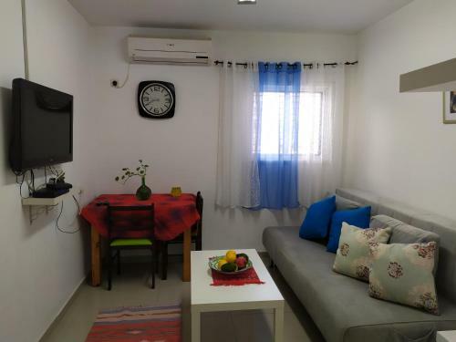 Apartamento Nelly's Housing Unit