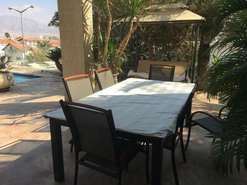 Villa Loft With Pool 20m Length Heated , 300m From Sea