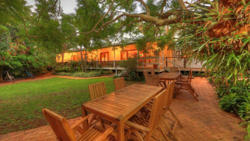 Bed & Breakfast Beachcomber Lodge