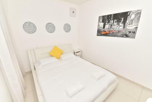 ???? ?? ?????-deluxe Garden Apartment By Crwon