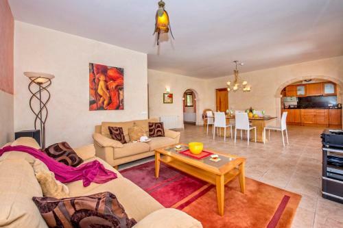Villa Elemed By Villa Plus