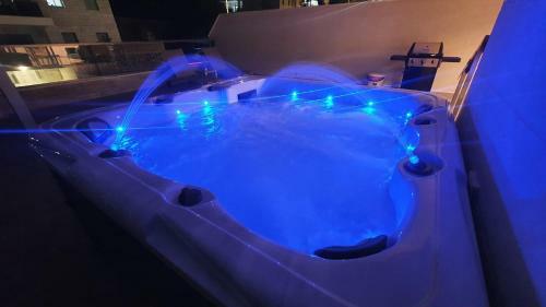 Apartamento 5 Diamonds Mini Penthouse & Jacuzzi