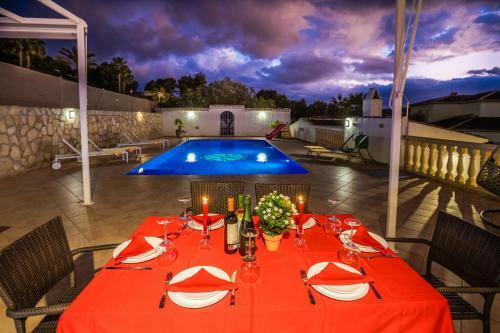 Villa Raffy