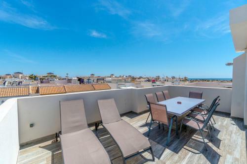 Sunny Luxury Apartment