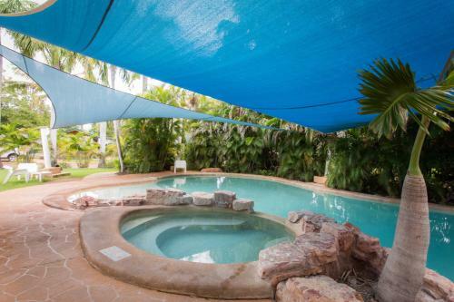 Ivanhoe Resort