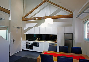 Sullivans Cove Apartments