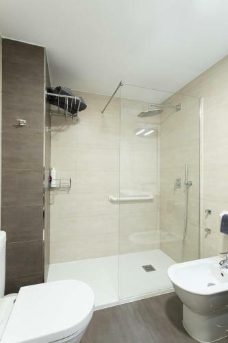 Apartamento Atico Playa Orzan Centro. Garaje Mismo Edificio. Wifi