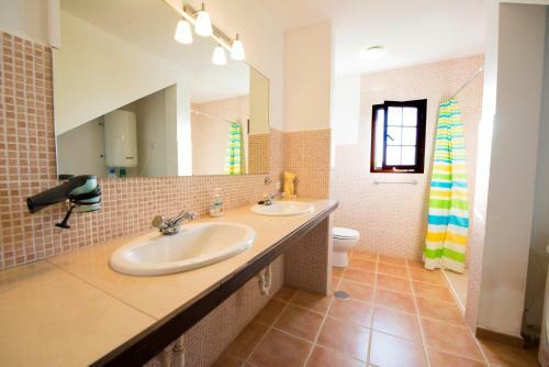 Villatommy Heated Pool, Hottub, Fast Wifi