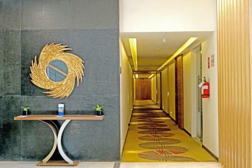 Hotel Sarovar Portico Outer Ring Road