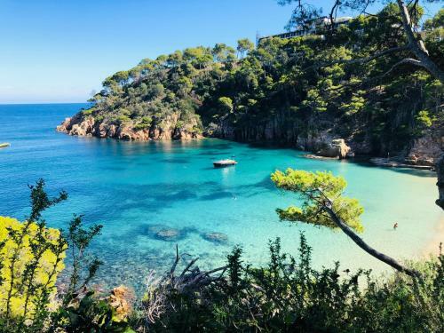 Apartamento Avinguda de Girona Ferienwohnung