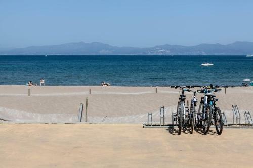 Apartamento Pie de Playa-wifi Free