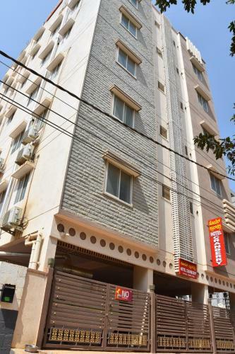 Hotel Cranberry Hospitality Services