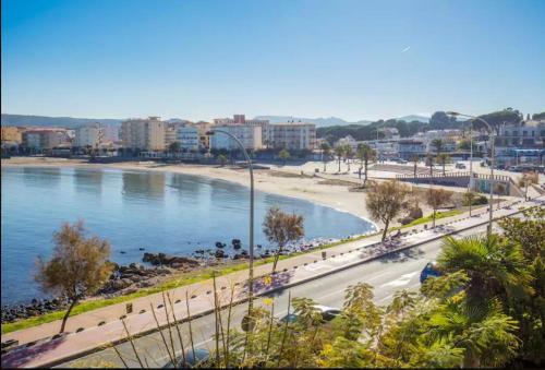 Apartamento Terrassa De Mar