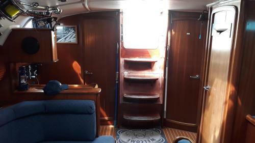 Sail Experience Boat Hotel