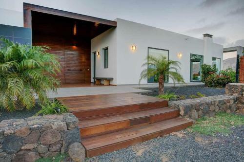 Villa La Oliva Luxury House