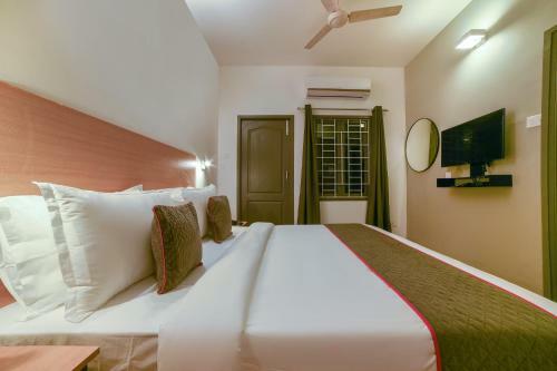 Hotel Oyo Townhouse 268 - Queens Inn
