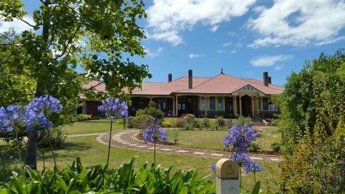 Bed & Breakfast Orana House