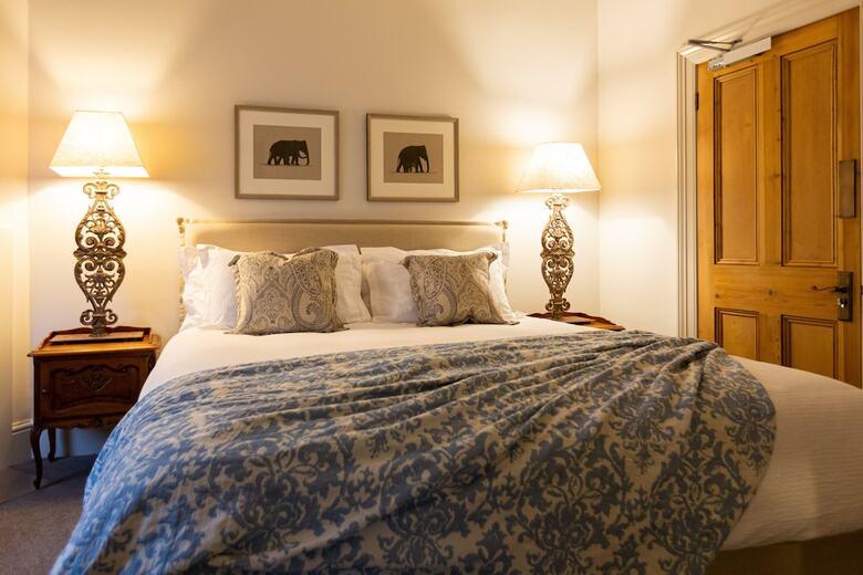 Hostal The Rivulet