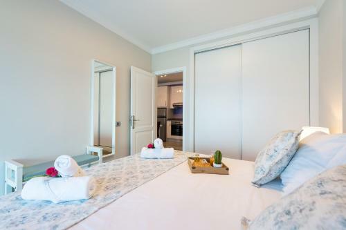 Sunny Atlantic Apartment