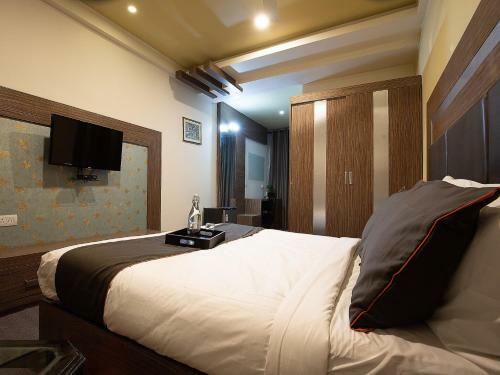 Hotel Collection O 80547 Vihana Homes