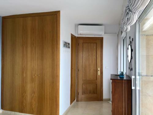 Apartamento Pineda Beach 1a L�nea de Mar & Parking