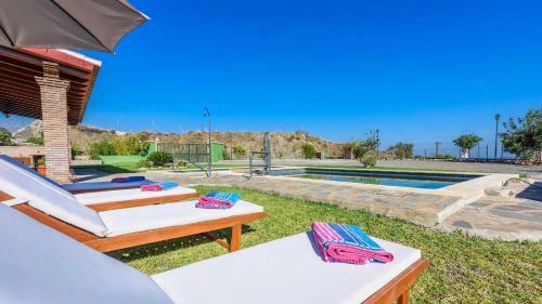 Villa Solgor Benamocarra By Ruralidays