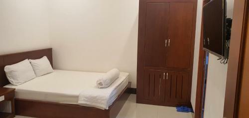 Hotel Kh�ch S?n V�n Nhi