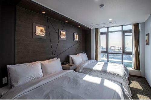 Griffinbay Hotel