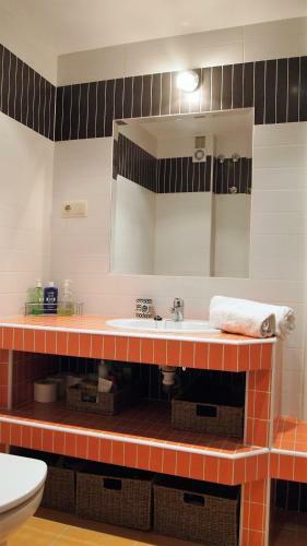 Apartamento Housingle�n - Muralla