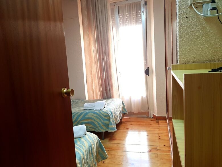 Hostal Padre Isla 1