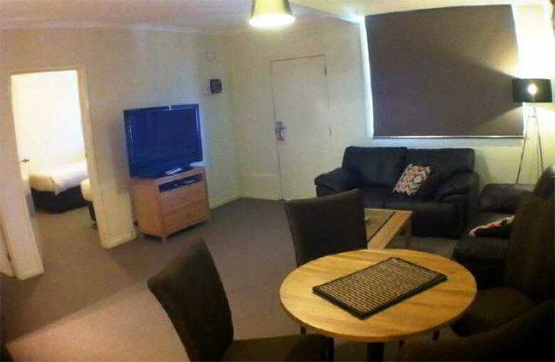 Best Western New Crossing Place Motel